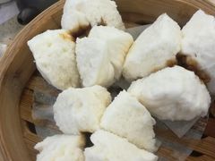 蜜汁叉烧包-点都德(盘福楼店)
