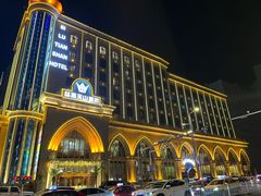 -丝路天山酒店(国际大巴扎店)