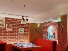 卡座-Lia Cafe Bar Restaurant松山咖啡屋