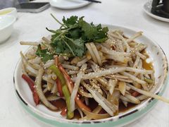 -口衣记鸡饭店