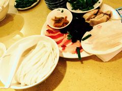 -桥香园云南过桥米线(金马碧鸡店)