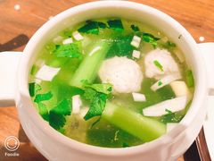 鲜嫩黄花鱼丸汤-将相和·海鲜蒸饺大连菜