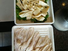 -皇城老妈·大连海鲜火锅(港湾店)