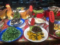-闯关东东北农家菜(崂山石老人店)