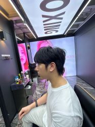 -藤野造型•烫染专业店