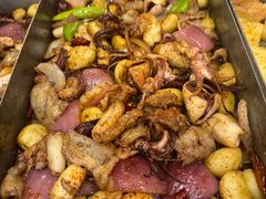 -老东镇啤酒屋海鲜加工·蒸汽海鲜·海鲜烧烤(台东店)