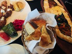 -Efes Turkish & Mediterranean Cuisine 艾菲斯餐厅(陆家嘴店)