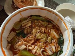 -二钢串叔麻辣烫(华龙大厦店)