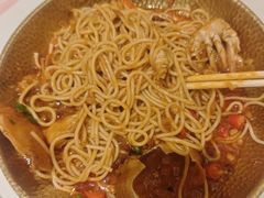 -肥肥虾庄·金牌油焖大虾(汉口城市广场店)