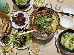 -闫家驴肉老店(华电一校店)