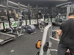 -上海浦东假日酒店