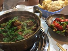 -渝君重庆火锅(嘉宾路店)