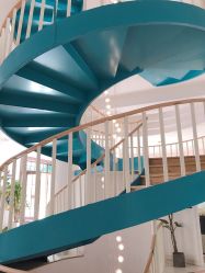 -新蝶变皮肤管理中心