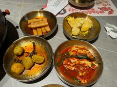 -草家酱蟹炭火烤肉店(珲春南路二店)