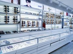 -潘多拉眼镜·蔡司依视路明月(潘家园店)