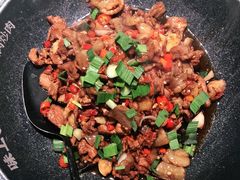 -味上湘菜馆(岳麓山店)