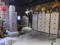 -暴风岛沉浸式体验馆(百联世纪店)
