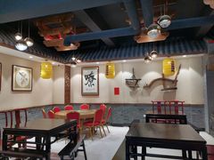 -蓝田九大碗民俗食府(蓝田店)