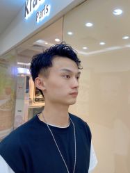 -Kraemer Paris  苏豪路易士·嘉玛发廊