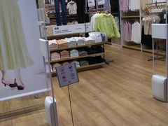 -优衣库(上海正大广场店)