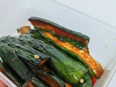 -狗撵鸭(泰山公寓店)