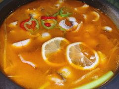 -香巴拉云南餐厅(华莱坞店)