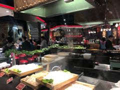 -四海一家自助餐(益田假日广场店)