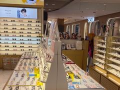 -爱视眸Eyeblling眼镜·依视路·蔡司镜片折扣店(百联南方商城购物中心)
