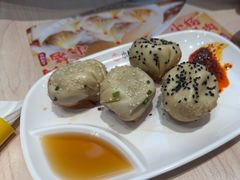 -小杨生煎(金山百联购物中心3楼店)