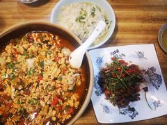 -湘聚南县土菜馆(龙山二路店)