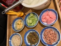 -周小明火锅(黑金冠社区店)