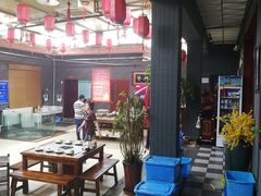 -景明轩•养生酸汤鱼火锅 云贵鲜菌 现舂野果酸汤(王寨小区店)