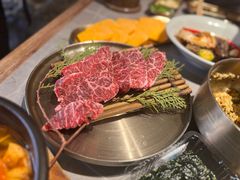 -草家酱蟹炭火烤肉店(珲春南路一店)