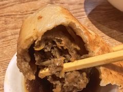 -清真吴记门钉肉饼·喜多利