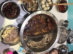 卜卜贝鸳鸯锅-憨铁匠老火锅(龙岗万科里店)