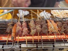 -哈尔滨小酒馆·鲜肉现穿自助烧烤(康新花园店)