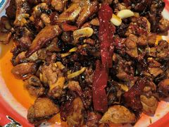 辣子鸡-柴窝堡22号辣子鸡·传承新疆菜