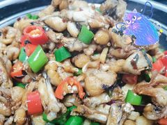 青椒紫苏味-蛙小侠·沸腾砂锅(南山欢乐颂店)