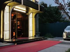 -尚善若水·汤泉·SPA·沐足(东方渔人码头店)