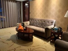 -锦龙国际酒店(天津奥体中心华苑地铁站店)