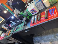 -鸿運 BARBER SHOP男士理发馆