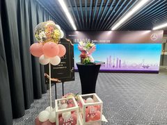 -上海星瀚奔驰4S店(红柳路店)