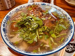 全家福鸭血粉丝汤-叶新小吃店(来凤小区总店)