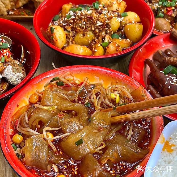 在成都，我会反复去吃的冷锅串串‼️