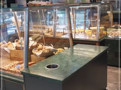 面包甜点陈列柜-东哥面包(江宁大润发店)
