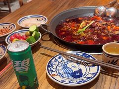 -旧街市鲜货老火锅(大光路店)