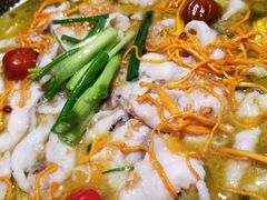 -山城外·非遗酸菜鱼(蜀都万达店)