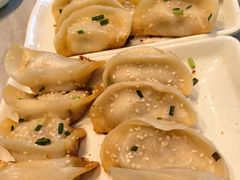 -小姜锅贴(凤凰街店)