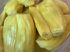 -三亚新鸿港水果一级批发市场