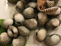 -J Daeng Seafood